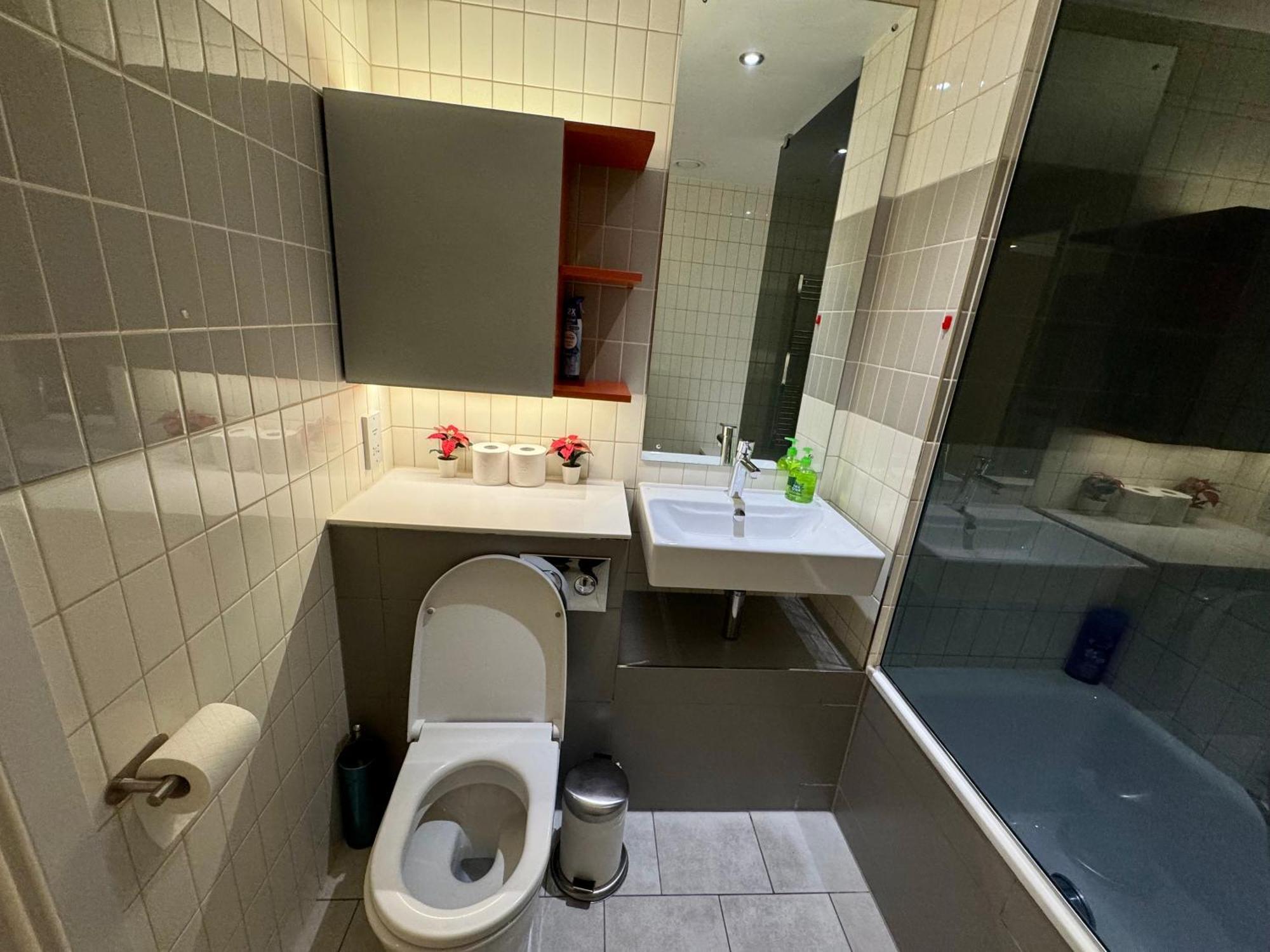 London Excel Cosy Apartment With Balcony & River View Close To O2 Arena, Cable Car, City Hall Luaran gambar